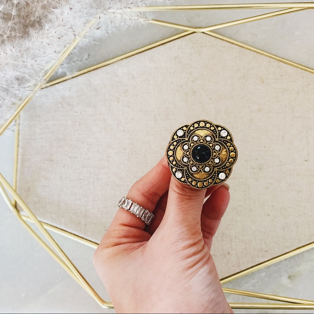 Resin Ring - Picture 4 of 4